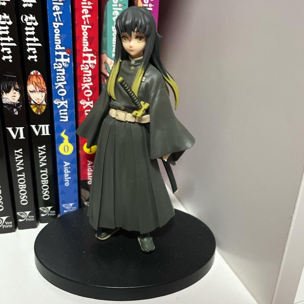 Muichiro Tokito demon slayer figure
